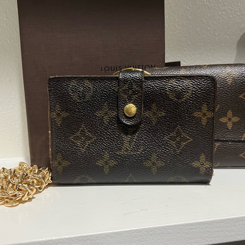 LOUIS VUITTON small wallet and crossbody